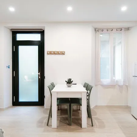 Victoria 1 E 2 By Quokka 360 - Close To Porta Torre In Apartman *